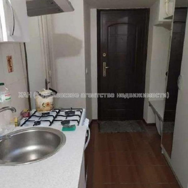 Продам квартиру, Вознесенская ул. , 1 кім., 14 м², евроремонт 