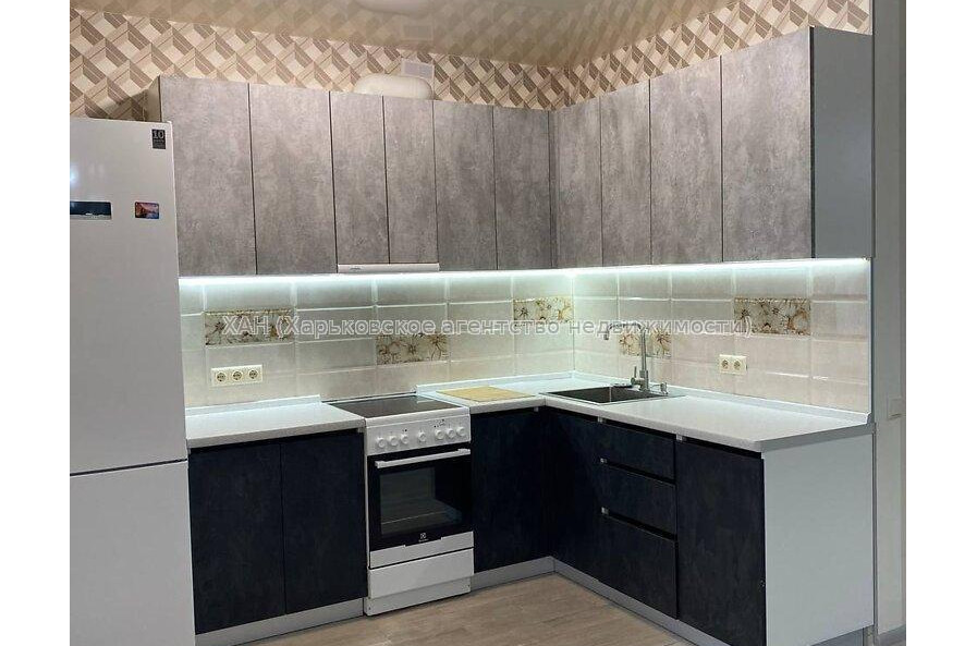 Продам квартиру, Шевченковский пер. , 1 кім., 39 м², евроремонт 