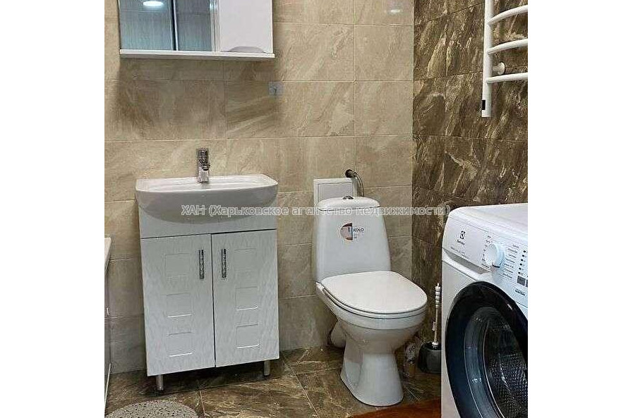 Продам квартиру, Шевченковский пер. , 1 кім., 39 м², евроремонт 