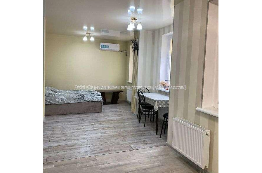 Продам квартиру, Шевченковский пер. , 1 кім., 39 м², евроремонт 