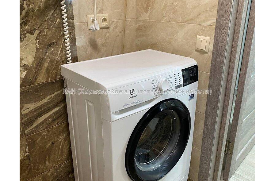 Продам квартиру, Шевченковский пер. , 1 кім., 39 м², евроремонт 