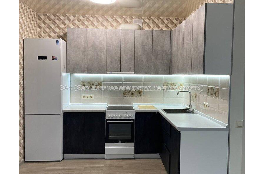 Продам квартиру, Шевченковский пер. , 1 кім., 39 м², евроремонт 