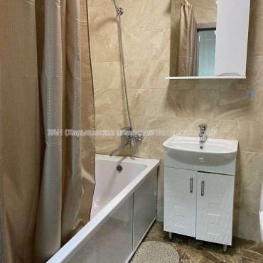 Продам квартиру, Шевченковский пер. , 1 кім., 39 м², евроремонт 