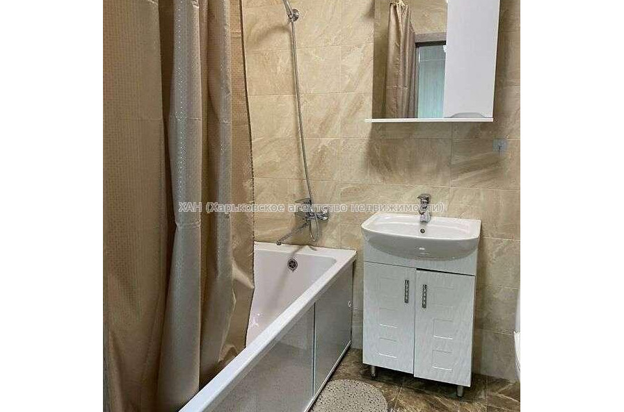 Продам квартиру, Шевченковский пер. , 1 кім., 39 м², евроремонт 