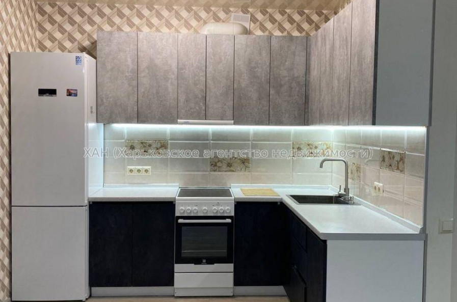 Продам квартиру, Шевченковский пер. , 1 кім., 39 м², евроремонт 