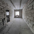 Продам нежилую недвижимость, офис в многоквартирном доме , 2  ком., 81 м², без внутренних работ 