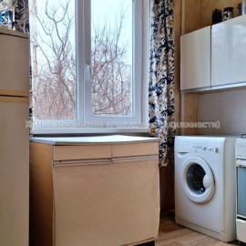 Продам квартиру, Бучмы ул. , 2  ком., 47.40 м², косметический ремонт