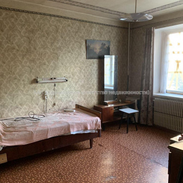 Продам квартиру, Гольдберговская ул. , 2  ком., 52 м², без ремонта 