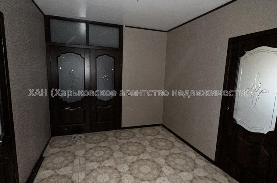 Продам квартиру, Леся Сердюка ул. , 4  ком., 82 м², косметический ремонт 