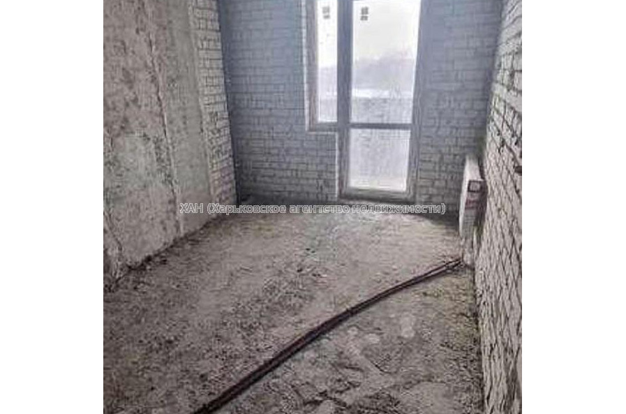 Продам квартиру, Шевченковский пер. , 1 кім., 40 м², без внутренних работ 