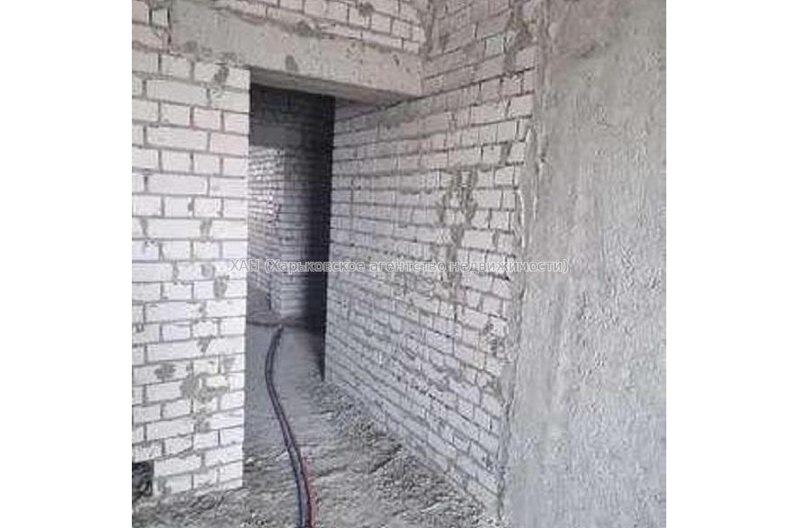 Продам квартиру, Шевченковский пер. , 1 кім., 40 м², без внутренних работ 
