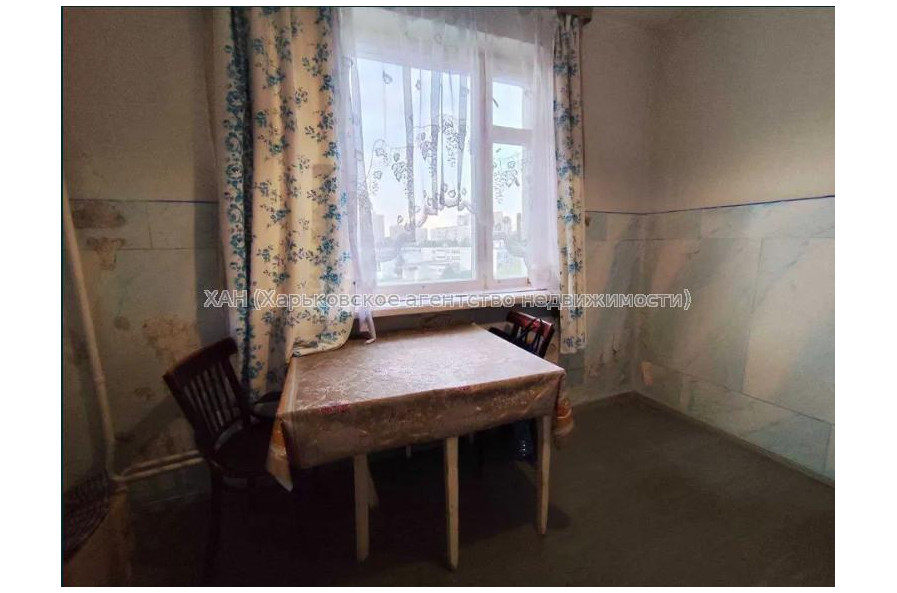 Продам квартиру, Архитекторов ул. , 2 кім., 50 м², советский ремонт 