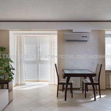 Продам квартиру, Шекспира ул. , 1  ком., 31 м², авторский дизайн 