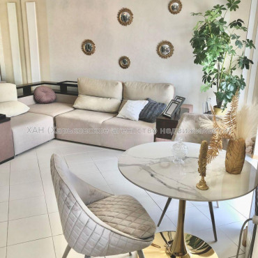 Продам квартиру, Шекспира ул. , 1  ком., 31 м², авторский дизайн 