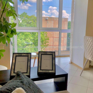 Продам квартиру, Шекспира ул. , 1  ком., 31 м², авторский дизайн 