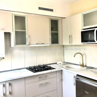 Продам квартиру, Шекспира ул. , 1  ком., 31 м², авторский дизайн 