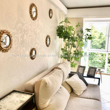 Продам квартиру, Шекспира ул. , 1  ком., 31 м², авторский дизайн 