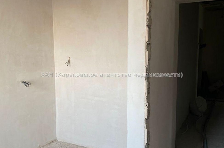 Продам квартиру, Елизаветинская ул. , 3 кім., 71.90 м², без отделочных работ 