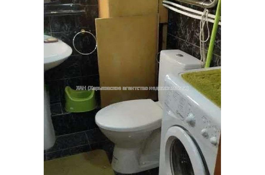 Продам квартиру, Старицкого ул. , 3  ком., 65 м², косметический ремонт 