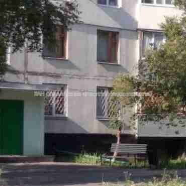 Продам квартиру, Старицкого ул. , 3  ком., 65 м², косметический ремонт 