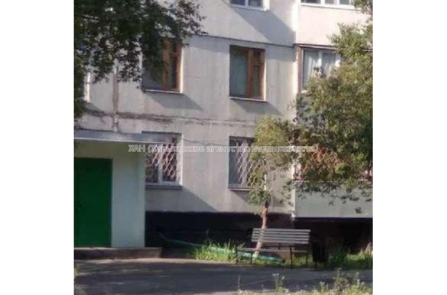 Продам квартиру, Старицкого ул. , 3  ком., 65 м², косметический ремонт 