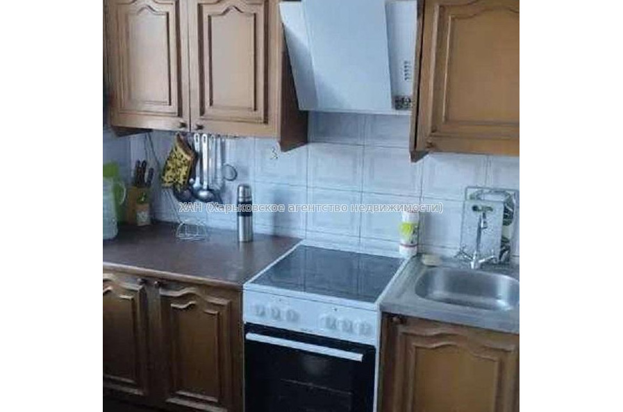 Продам квартиру, Старицкого ул. , 3  ком., 65 м², косметический ремонт 