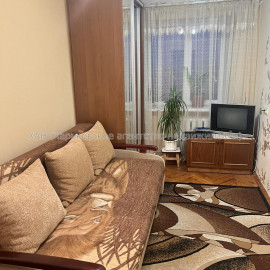 Продам квартиру, Ферганская ул. , д. 33Б , 2 кім., 43 м², косметический ремонт