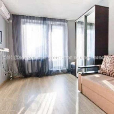 Продам квартиру, Европейская ул. , 1  ком., 28 м², косметический ремонт 