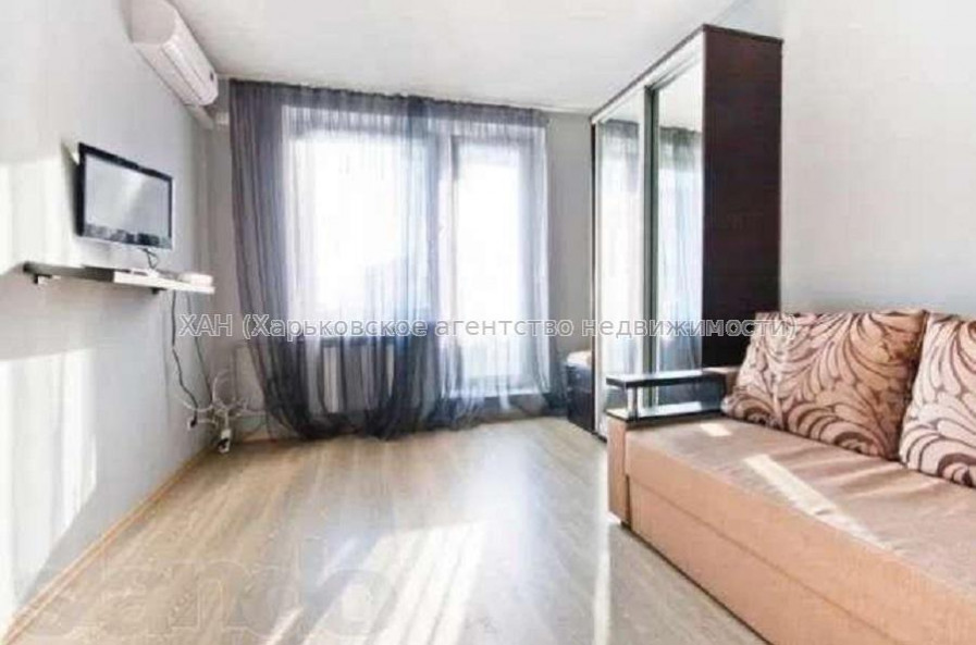 Продам квартиру, Европейская ул. , 1  ком., 28 м², косметический ремонт 