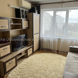 Продам квартиру, Гагарина просп. , 2  ком., 45 м², капитальный ремонт