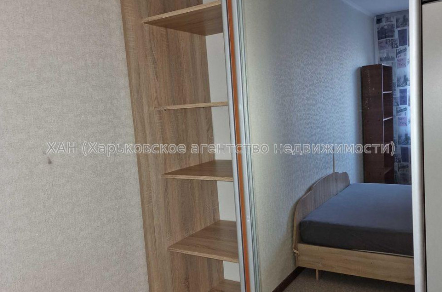 Продам квартиру, Каденюка ул. , 3  ком., 63 м², капитальный ремонт 