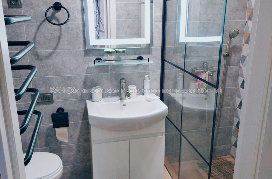 Продам квартиру, Героев Харькова просп. , 1 кім., 35 м², евроремонт 