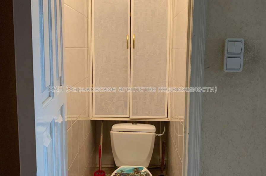 Продам квартиру, Непокоренных ул. , 4  ком., 90 м², косметический ремонт 