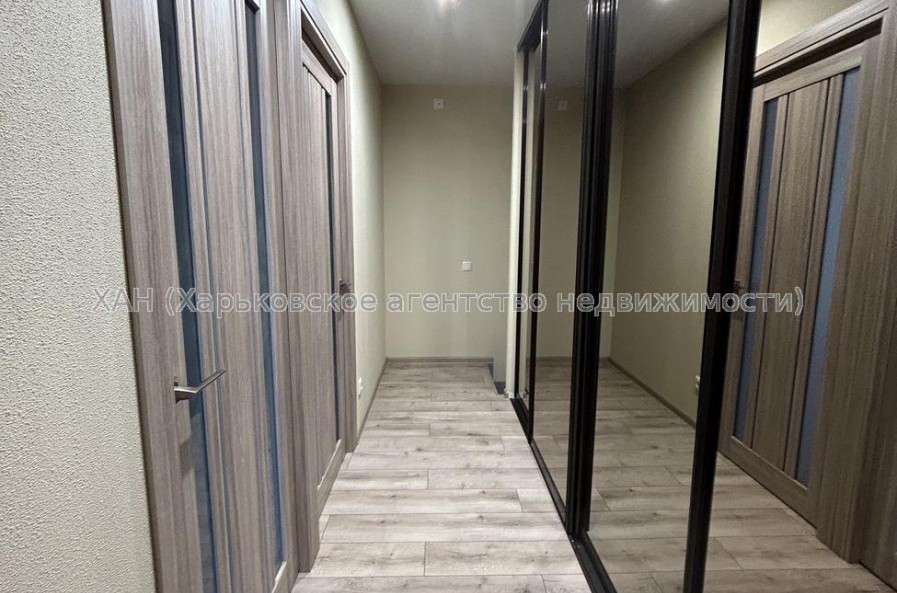 Продам квартиру, Мира ул. , 3 кім., 85 м², евроремонт 