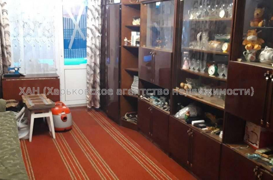 Продам квартиру, Ньютона ул. , 1  ком., 40 м², советский ремонт 