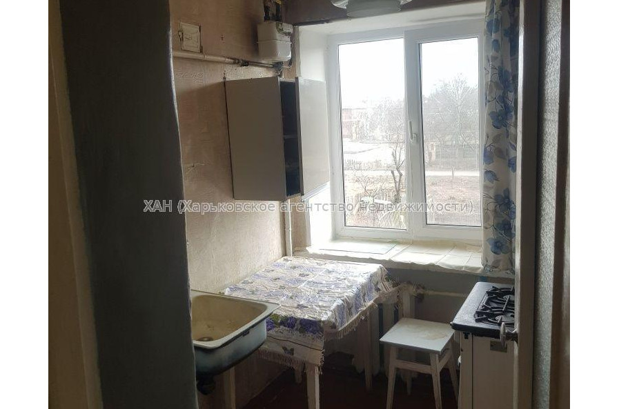 Продам квартиру, Беркоса ул. , 9/17 , 1  ком., 28 м², советский ремонт 