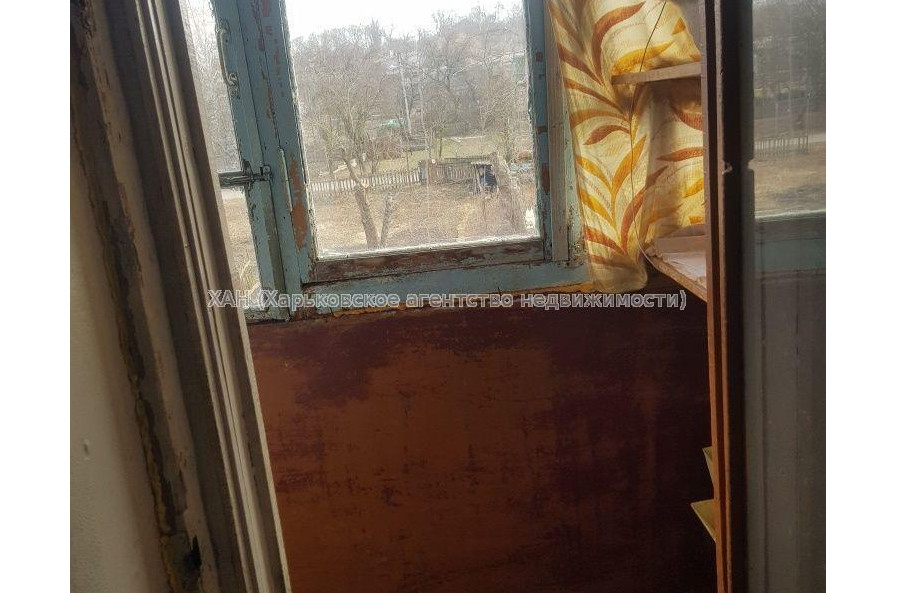 Продам квартиру, Беркоса ул. , 9/17 , 1  ком., 28 м², советский ремонт 