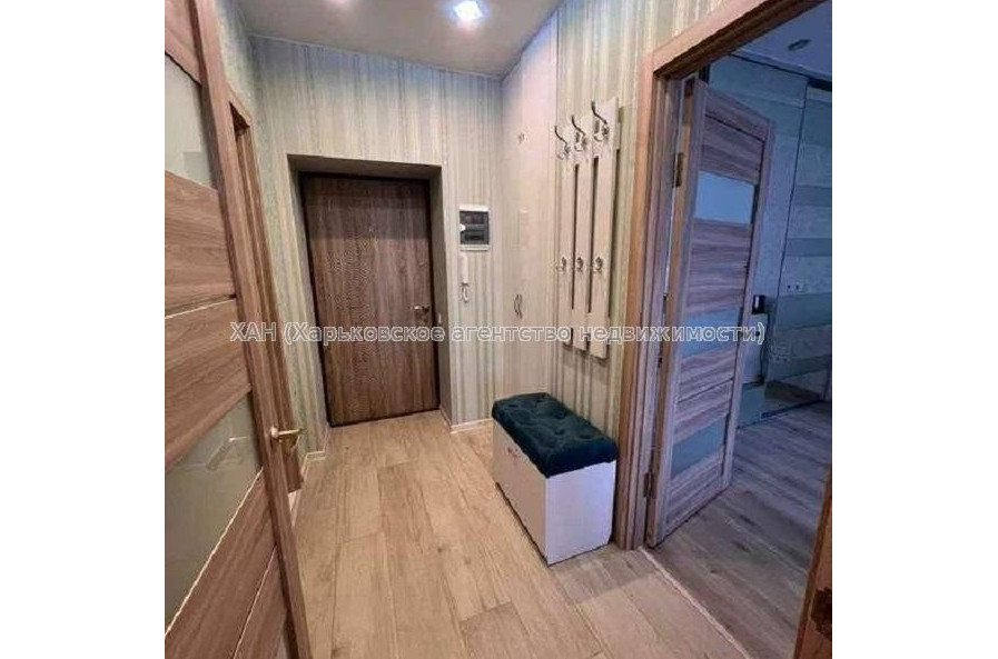 Продам квартиру, Любови Малой  просп. , 1  ком., 37 м², евроремонт 