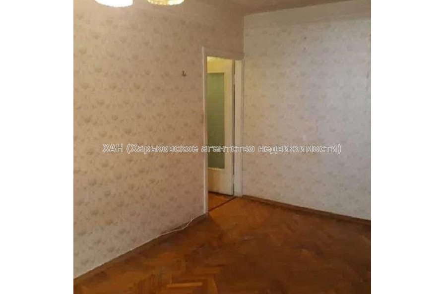 Продам квартиру, Байрона пр-т , 2 кім., 44 м², косметический ремонт 