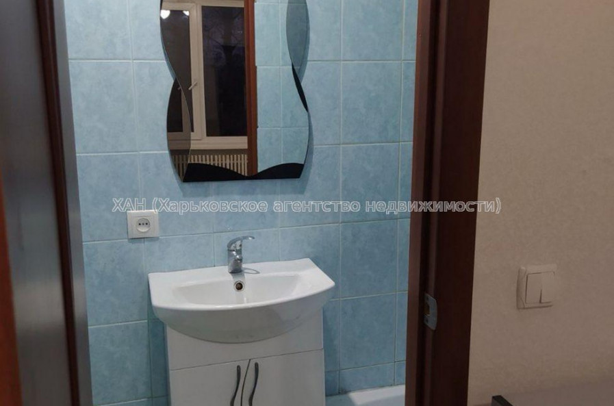 Продам квартиру, Большая Панасовская ул. , 1 кім., 14 м², капитальный ремонт 