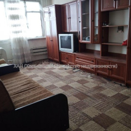 Продам квартиру, Бучмы ул. , 1  ком., 35 м², косметический ремонт