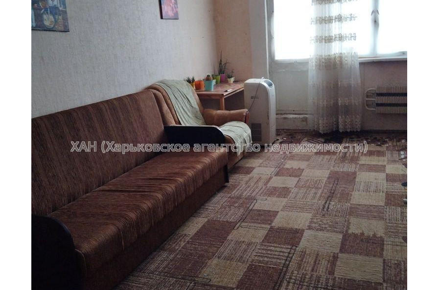 Продам квартиру, Бучмы ул. , 1 кім., 35 м², косметический ремонт 