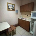Продам квартиру, Науки просп. , 5 кім., 270 м², капитальный ремонт 
