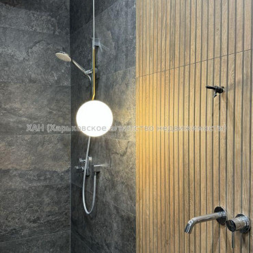 Продам квартиру, Партизанский пер. , 2 кім., 69 м², евроремонт 