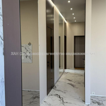 Продам квартиру, Партизанский пер. , 2 кім., 69 м², евроремонт 