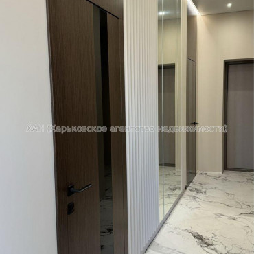 Продам квартиру, Партизанский пер. , 2 кім., 69 м², евроремонт 