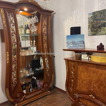 Продам квартиру, Соборности Украины ул. , 3 кім., 70 м², косметический ремонт 