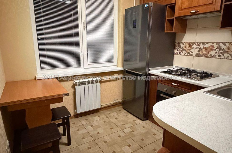 Продам квартиру, Гвардейцев Широнинцев ул. , 1 кім., 35 м², евроремонт 