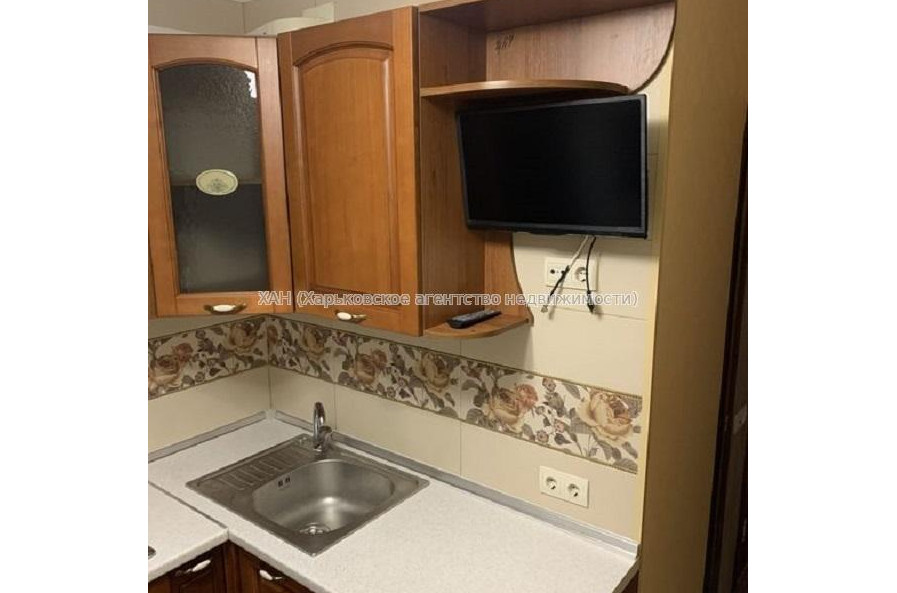 Продам квартиру, Гвардейцев Широнинцев ул. , 1  ком., 35 м², евроремонт 