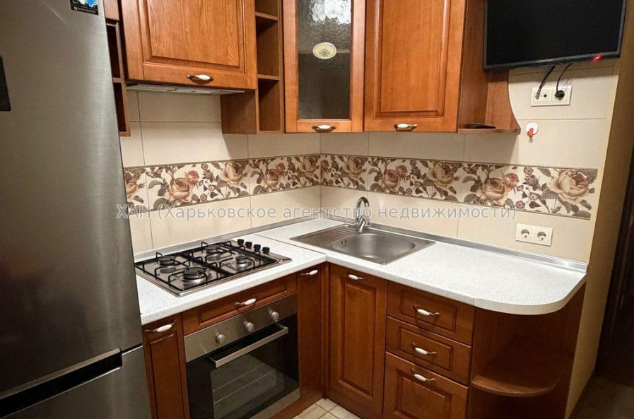 Продам квартиру, Гвардейцев Широнинцев ул. , 1 кім., 35 м², евроремонт 